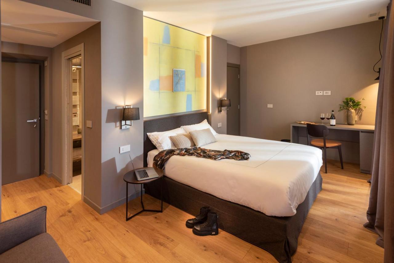 Agriturismo Speziale Wine Resort Verduno 外观 照片