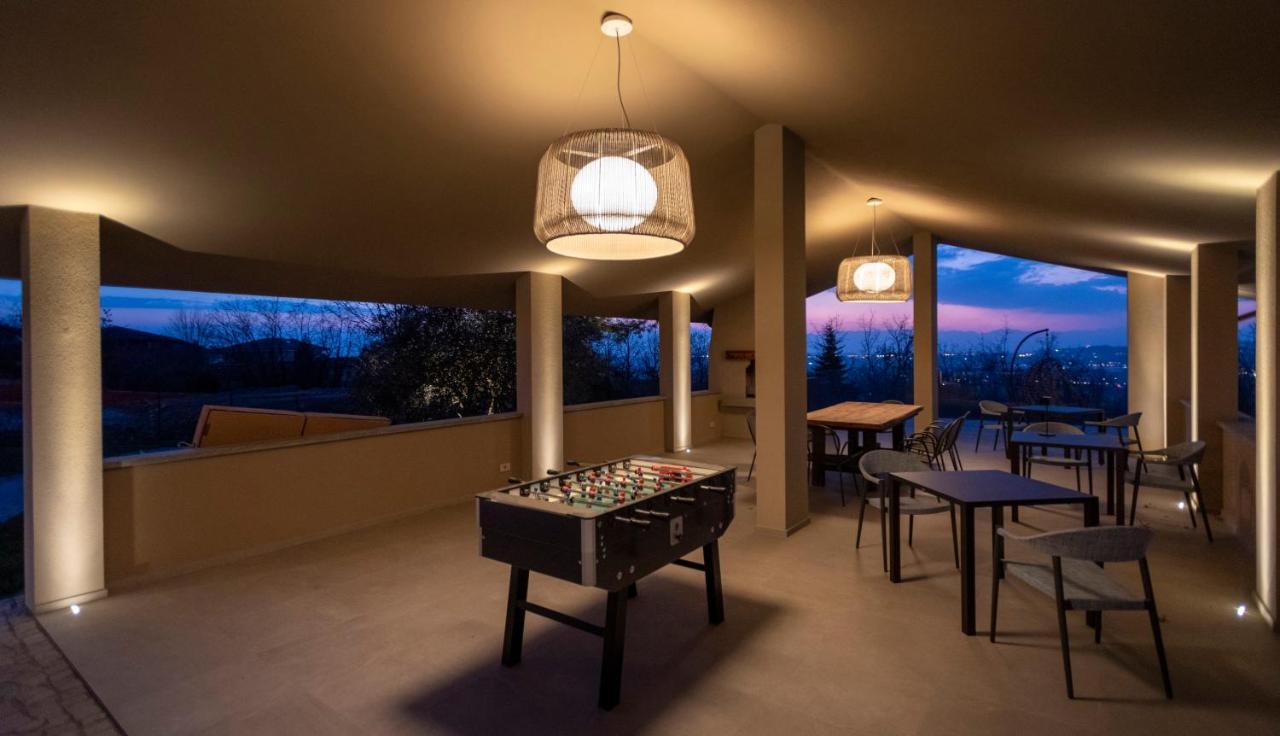 Agriturismo Speziale Wine Resort Verduno 外观 照片
